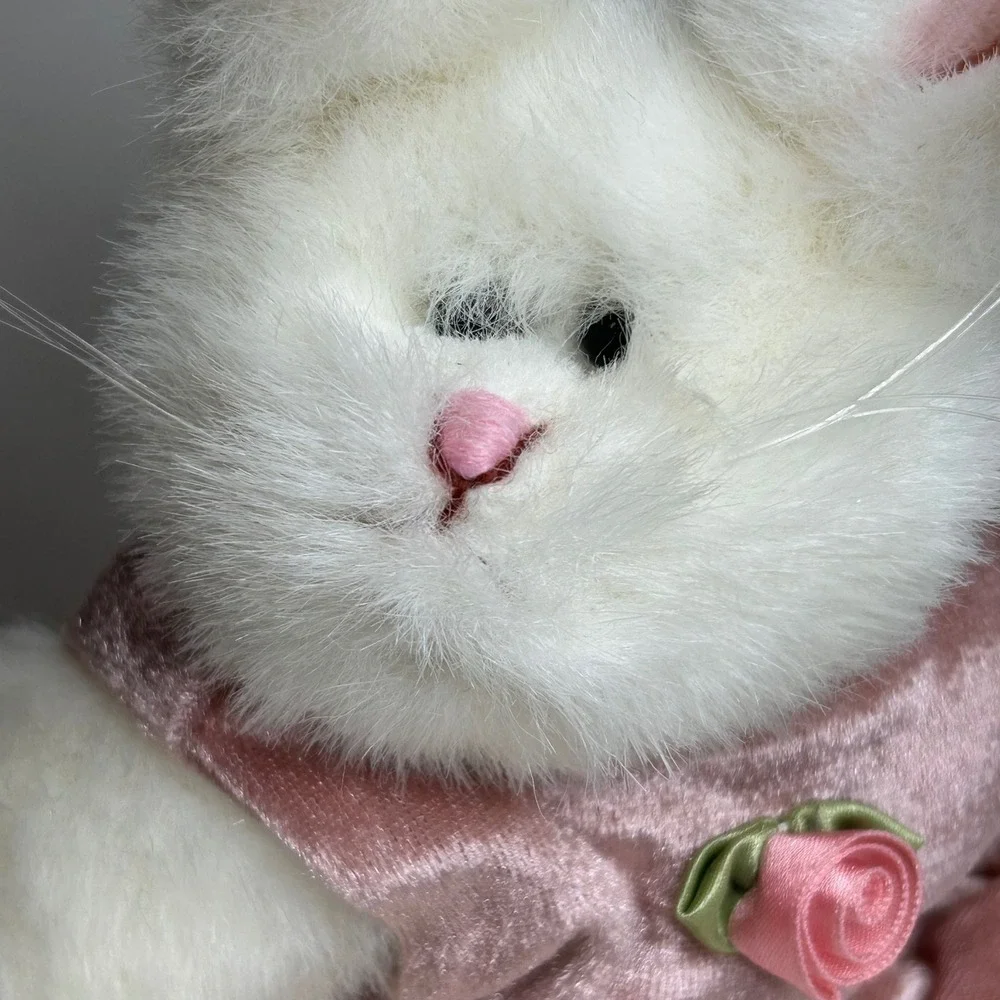 Ty Attic Treasures White Bunny Rabbit Sara Plush Pink Velvet Rose 1993 Vintage‎